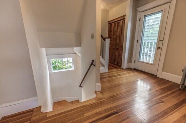 Foto del edificio - 27 Lake St