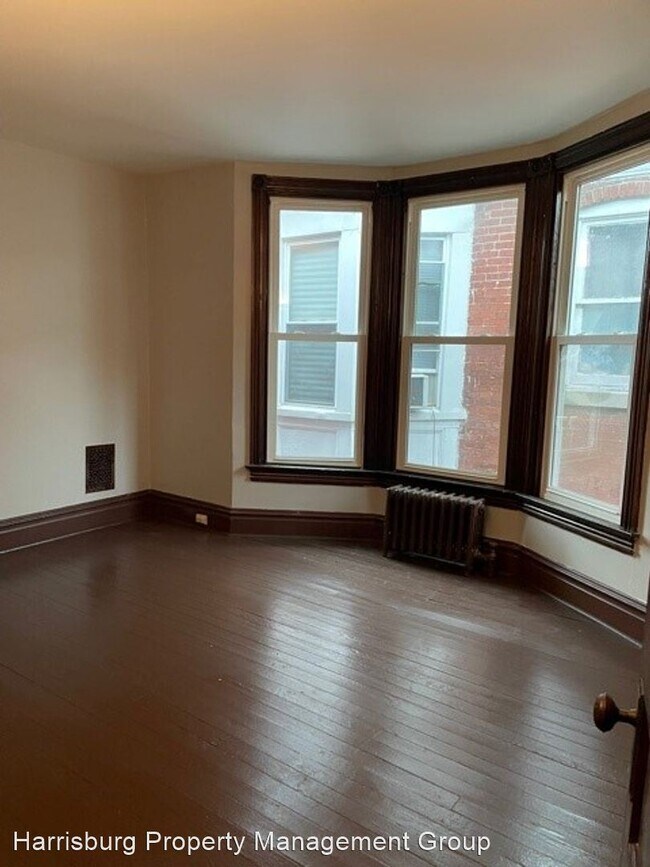 Building Photo - 3 br, 2 bath House - 2337 N 4th St