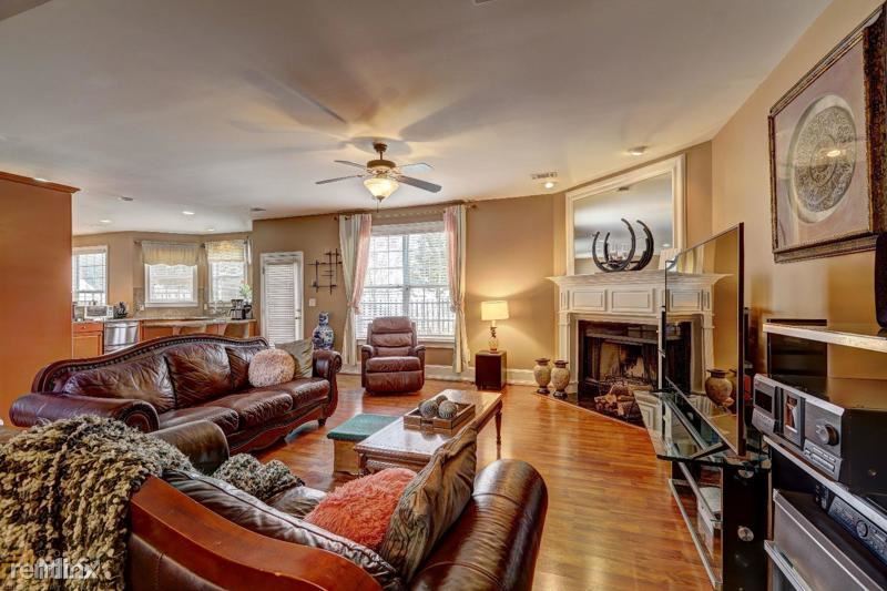 Primary Photo - 4 br, 3 bath House - 1479 Tether Ln UNIT