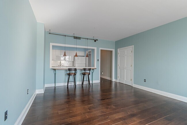 Foto del edificio - 100 Shearwater Ct E