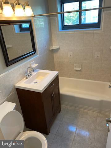 Foto principal - 1200 S Arlington Ridge Rd