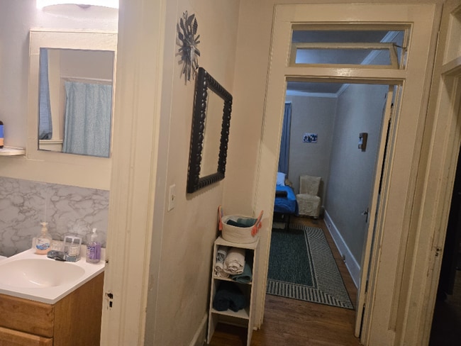 Foto del edificio - 2215 Marion St