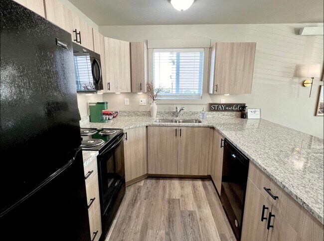 Foto del edificio - 6066 N Silver Fox Rd