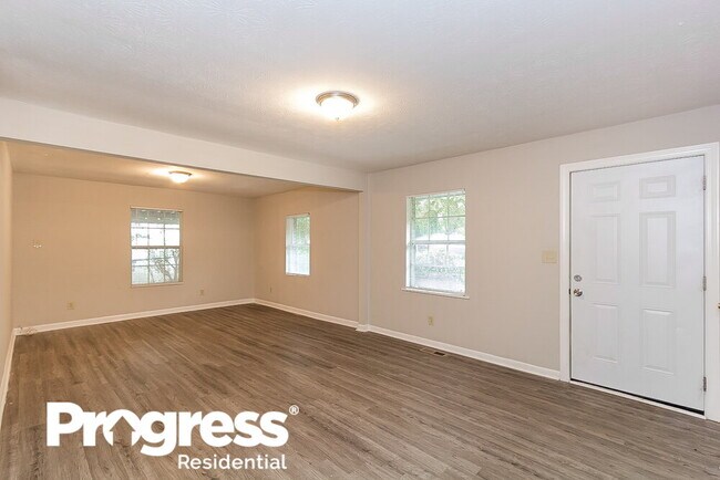 Building Photo - 1333 Heather Cir