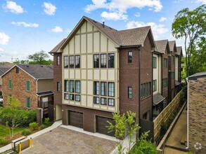 Building Photo - 2123 Acklen Ave