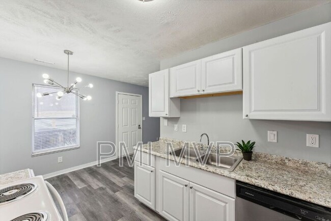 Foto del edificio - 3277 E Mound St