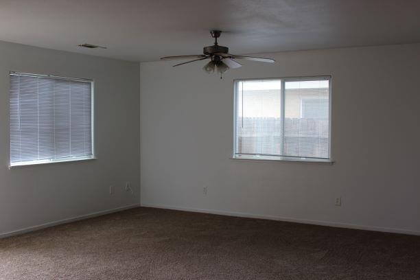 Foto del edificio - 340 N East St