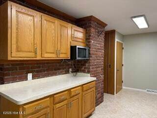 Foto del edificio - 1649 Midland Rd