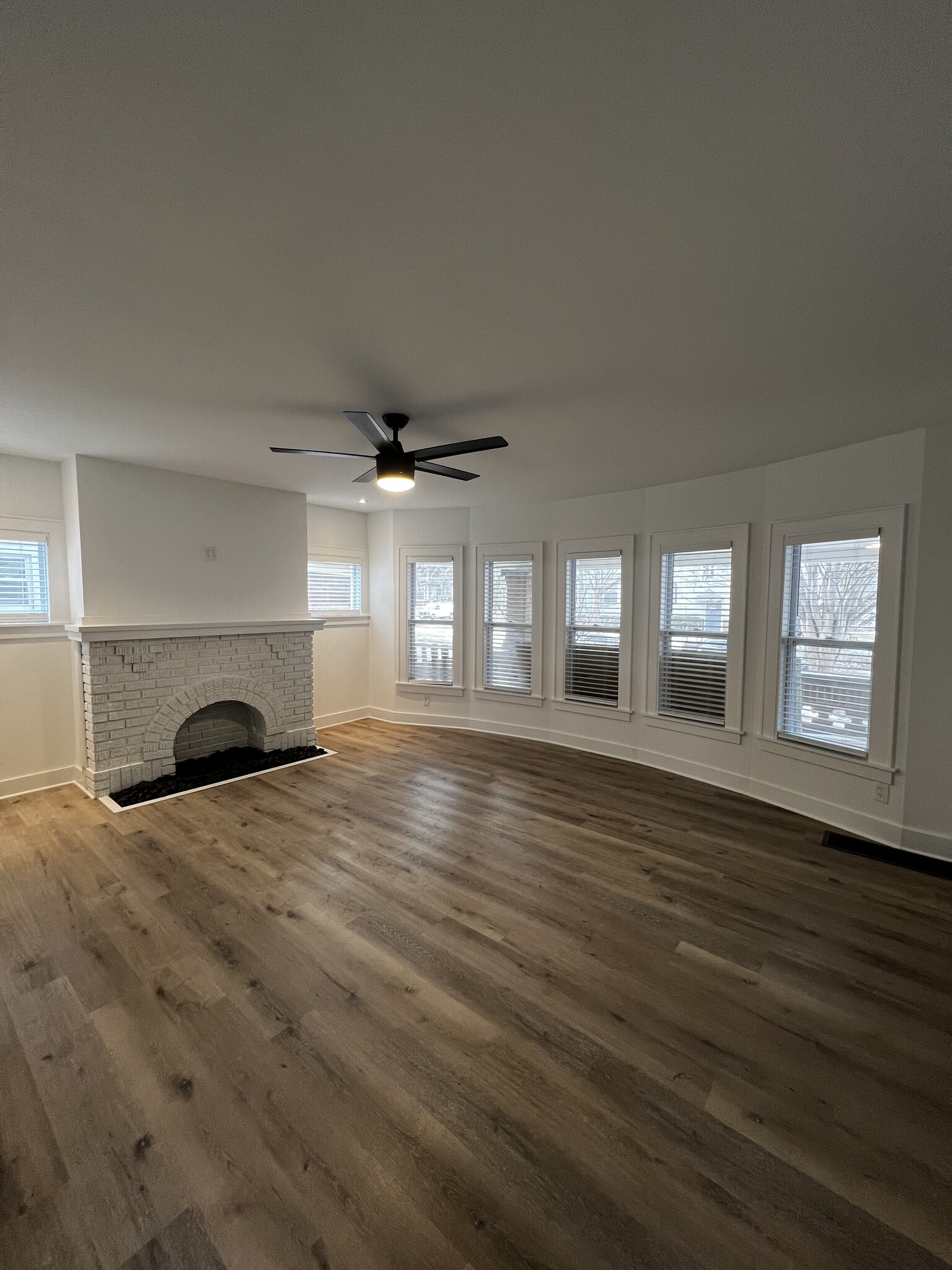 2835 Avondale Ave Cleveland Heights, OH 44118 – photo 3