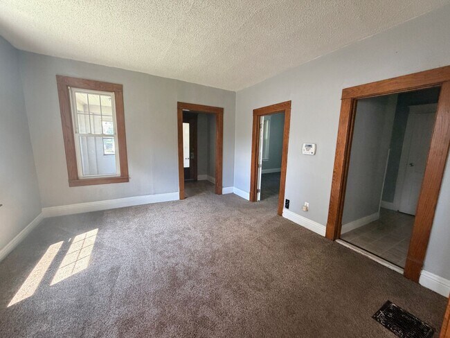 Foto del edificio - 2619 N Brady St