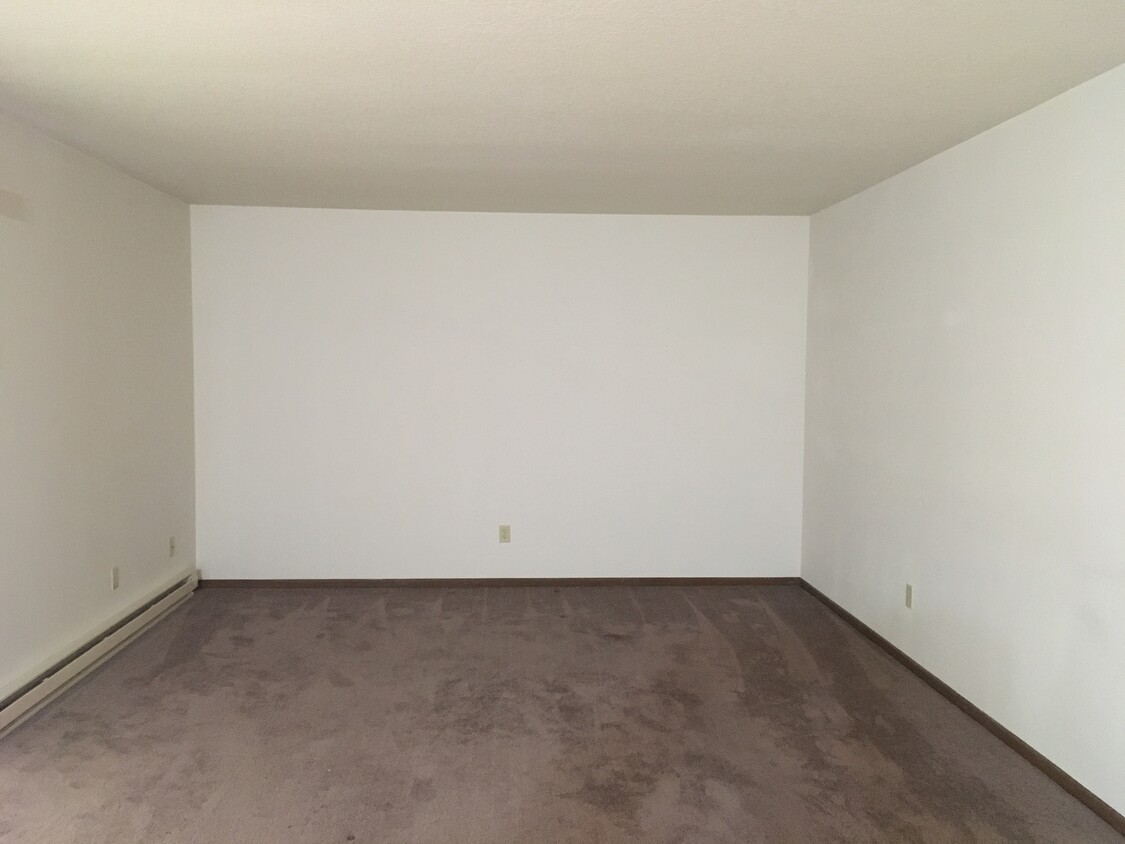 Building Photo - 2036 Brookhaven Dr