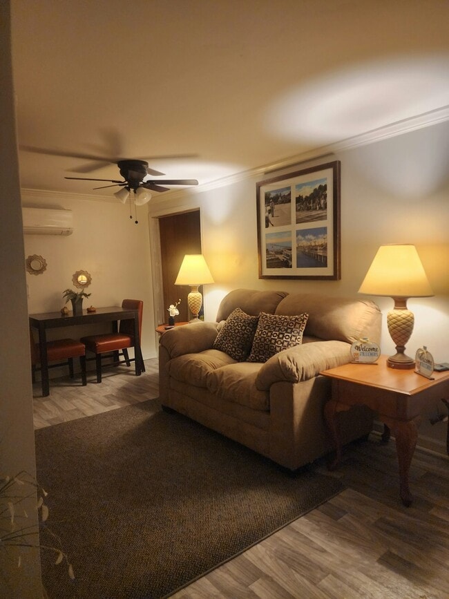 Foto del edificio - 1360 Ellis Rd
