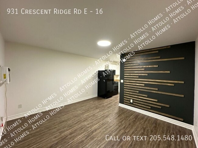 Foto del edificio - 931 Cres Rdg E Rd