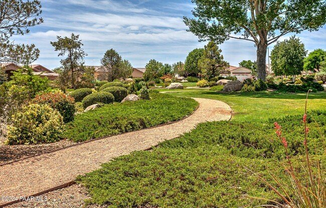 Building Photo - 7215 E Park Ridge Dr