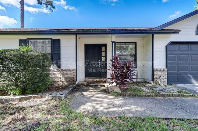 Foto del edificio - 10460 Roxbury Ln