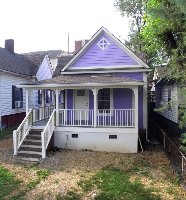 Building Photo - 1618 Forest Ave
