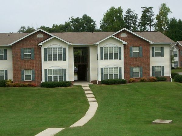 Primary Photo - Meadow Park Apartments