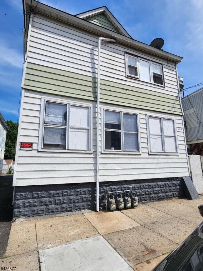 Foto del edificio - 668 Clarkson Ave