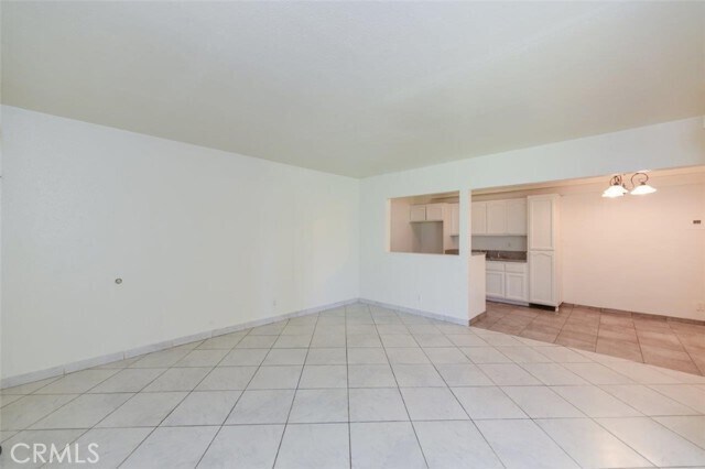 Building Photo - 1815 W Crestwood Ln