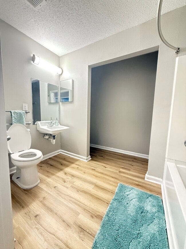 Building Photo - Canaan Pointe Apartments