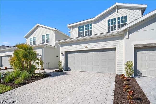 Foto del edificio - 15194 Bluffton Ln