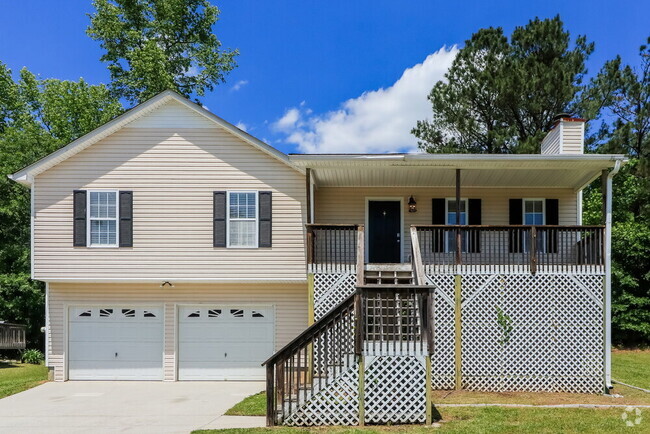 Building Photo - 425 River Trace Dr