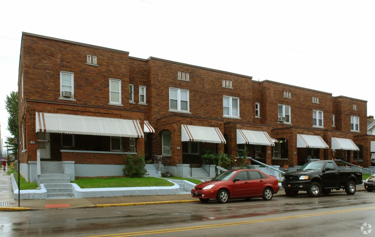 Primary Photo - 406 Delaware Ave