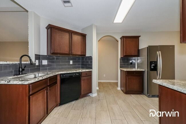 Building Photo - 2909 Seacrest Ln
