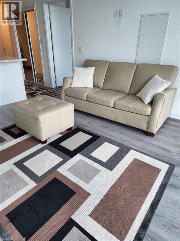 Building Photo - 16 Concord Pl