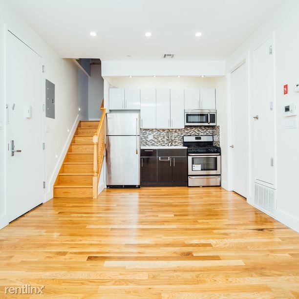 Primary Photo - 164 Throop Ave