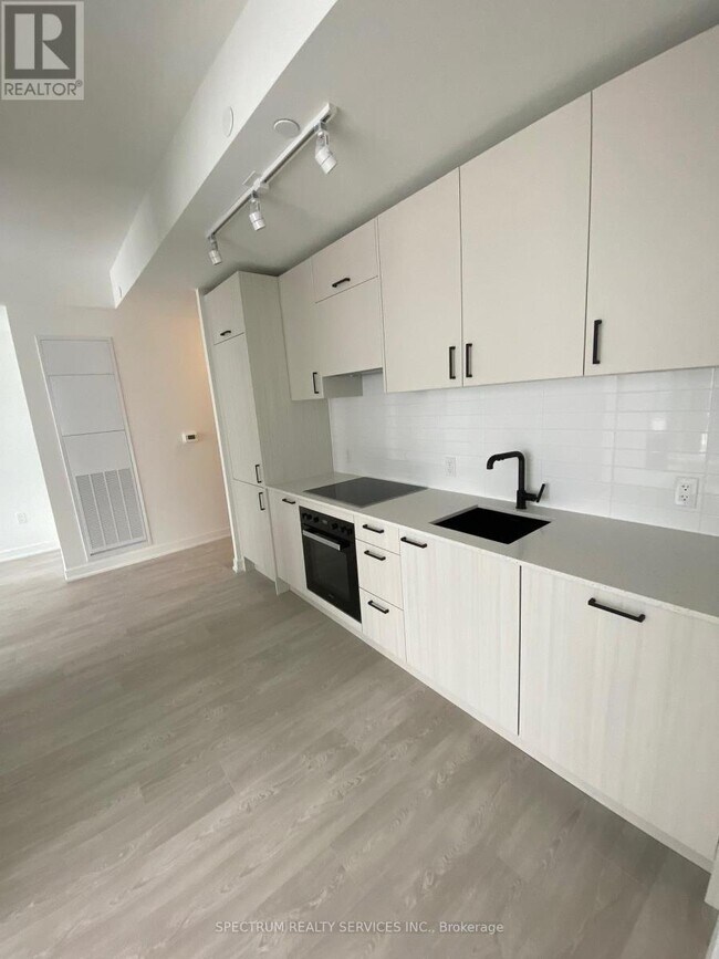 Building Photo - 1 Quarrington Lane