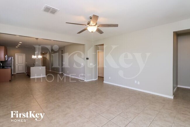Foto del edificio - 4052 S 101st Ln