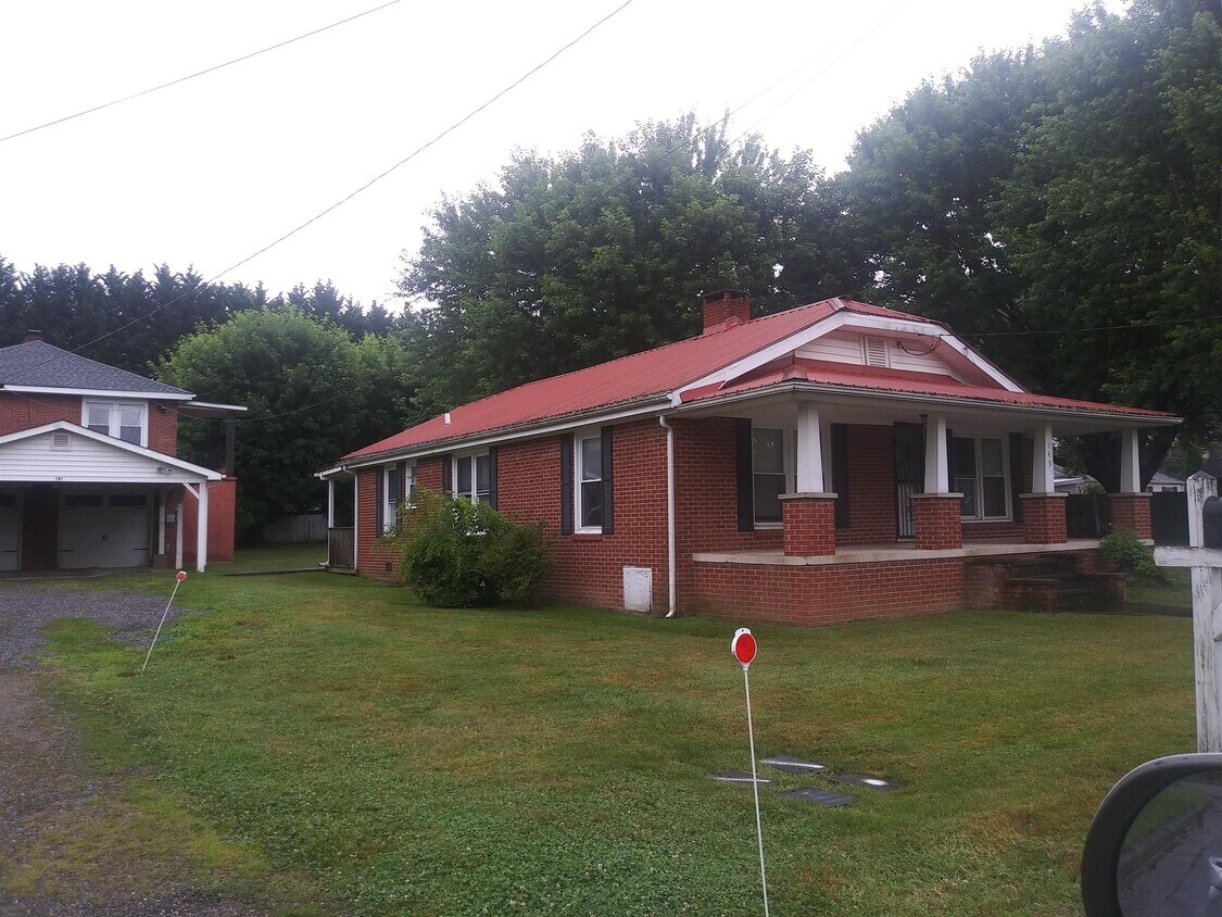 149 St, Waynesville, NC 28786 House Rental in Waynesville, NC