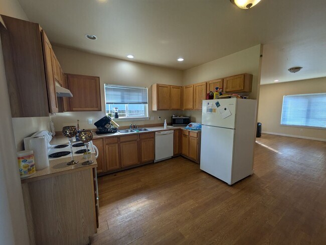 Foto del edificio - 1287 Spruce Cir