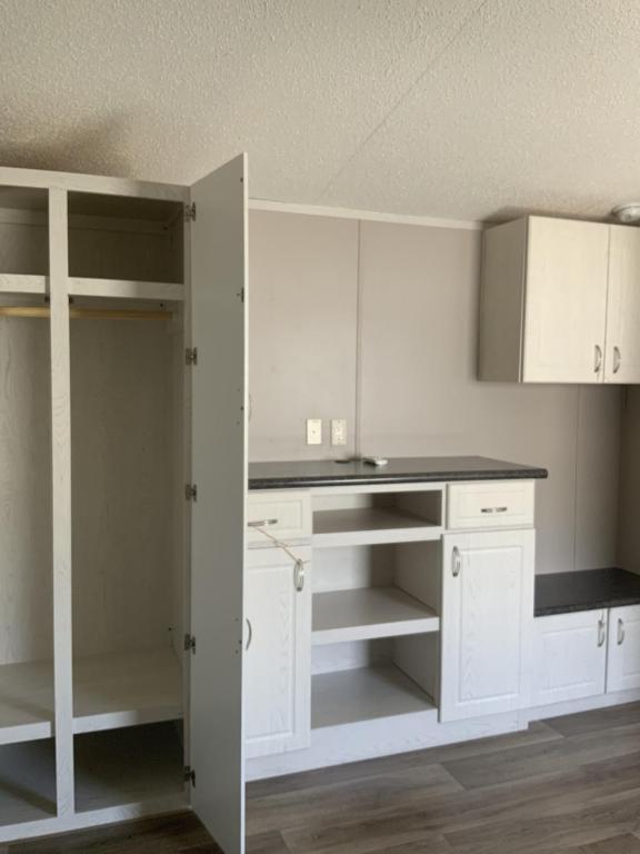 Foto del edificio - 12198 Farm to Market Rd 730 N