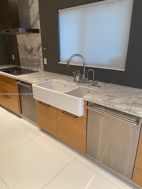 Building Photo - 1000 N Shore Dr