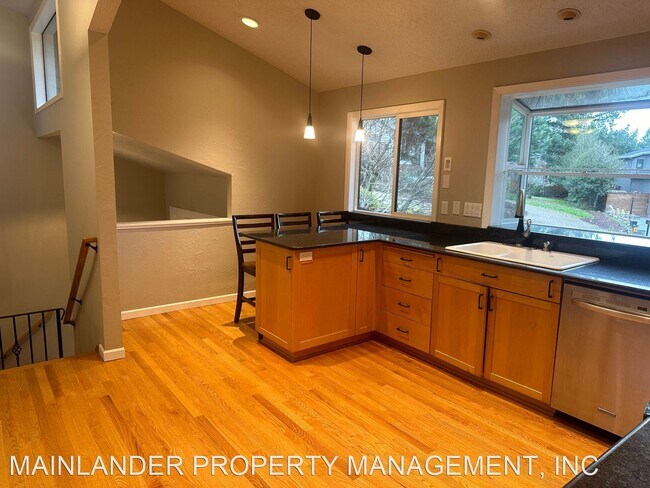 Building Photo - 4 br, 3 bath House - 17187 CARLSON CT