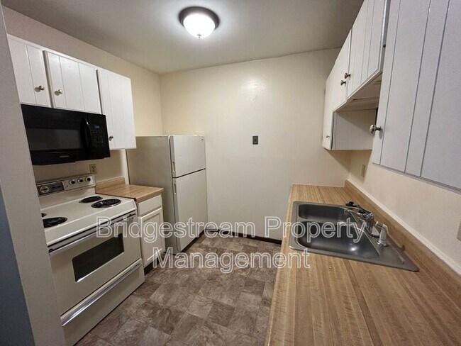 Foto del edificio - 7123 N Springboro Pike