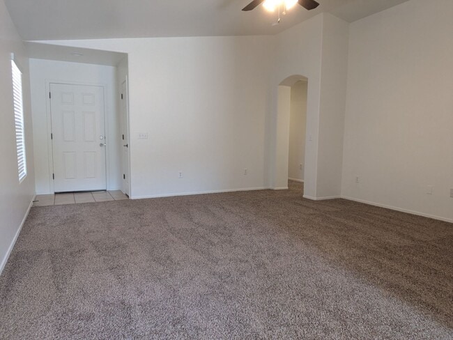 Building Photo - Madera Highlands in Sahuarita!