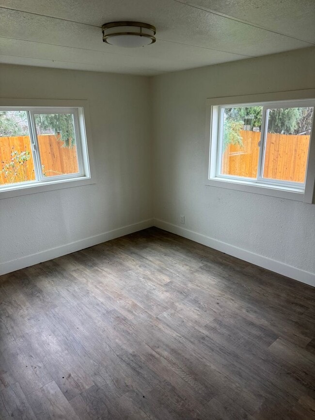 Building Photo - 4997 Morely Loop
