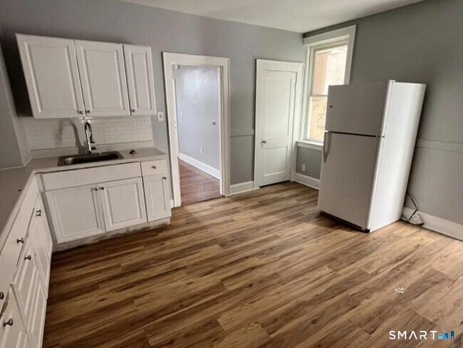 Foto del edificio - 14 Portland St