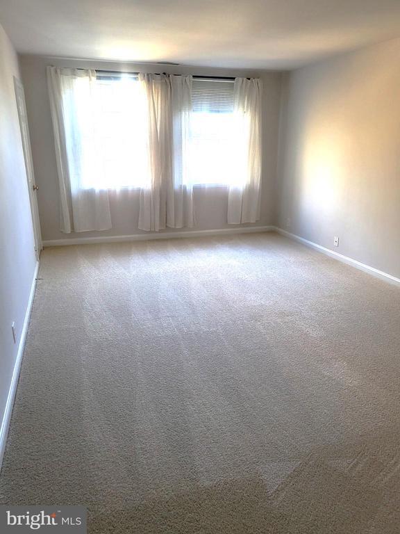 Foto del edificio - 3279 S Stafford St