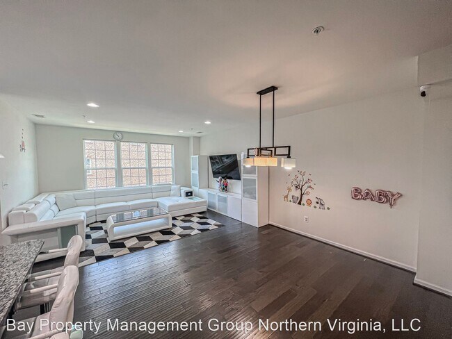 Foto del edificio - 3 br, 2.5 bath House - 13699 Endeavour Dr