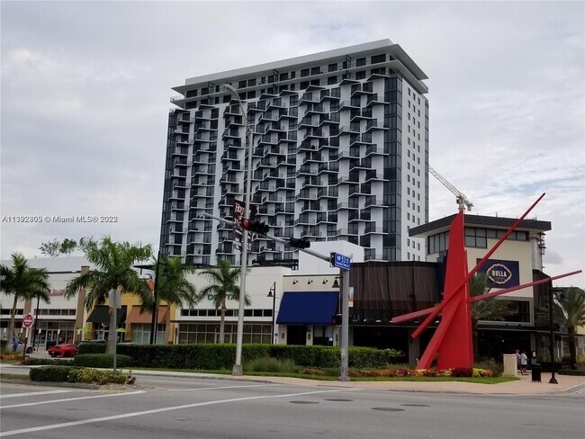 Foto del edificio - 5252 NW 85th Ave