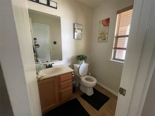 Foto del edificio - 120 Clover Cove