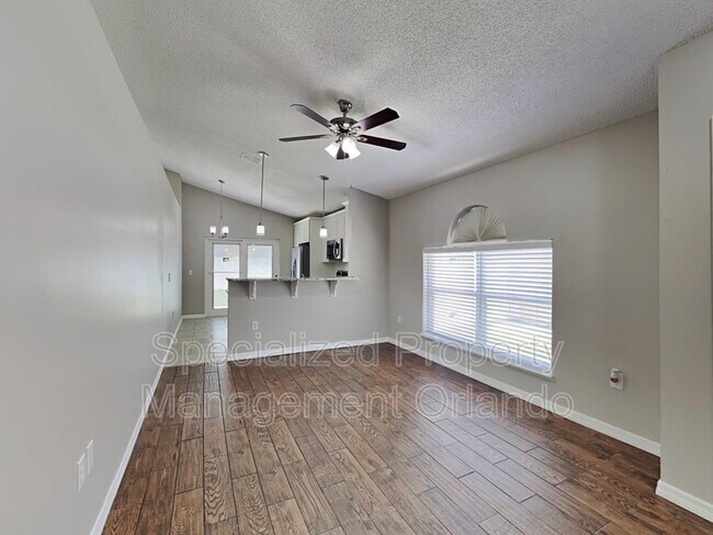 Building Photo - 6879 Belmar Dr