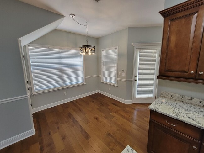 Building Photo - 1120 Archangel Way