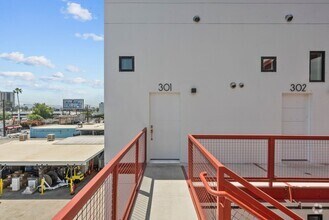 Building Photo - 5617 Klump Ave