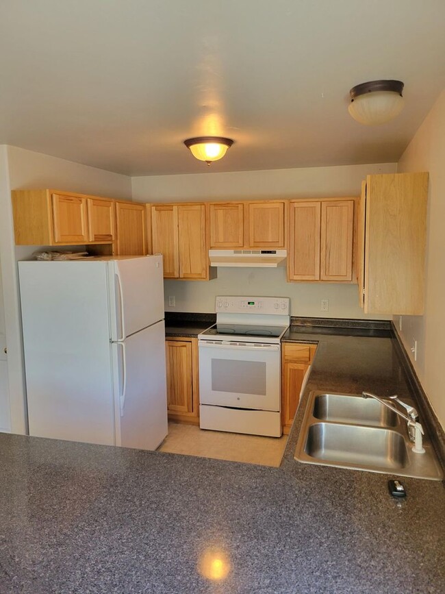 Foto del edificio - 3 Bedroom, 2.5 Bathroom Townhouse; Short D...