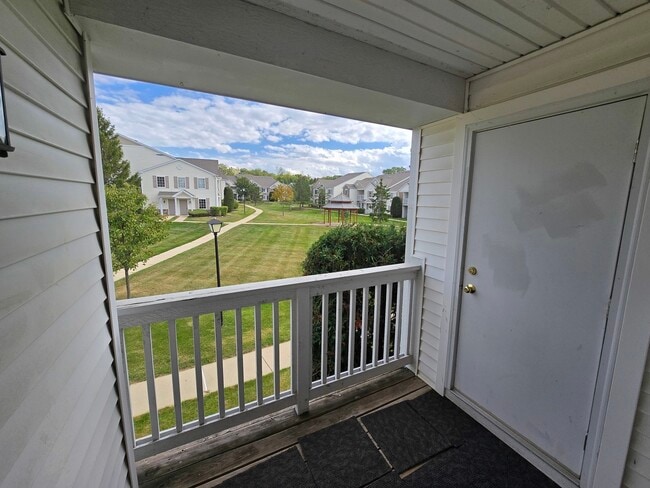 Building Photo - 1531 Silverstone Dr